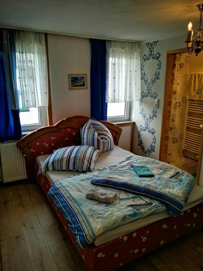 Gehlberger Landhaus Am Schneekopf / Ferienwohnung Suhl Extérieur photo