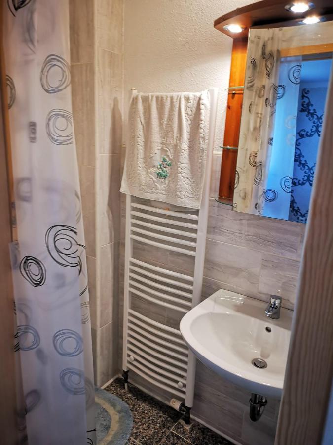 Gehlberger Landhaus Am Schneekopf / Ferienwohnung Suhl Extérieur photo